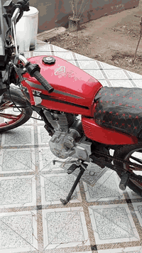 دراجه البيع دراجه سيفان موديل واحد وعشرين اينقص ما بيه وراقه خمس ورق بيهه *********** مكاني بعقوبة قرب جامعت ديالى سعر 425
