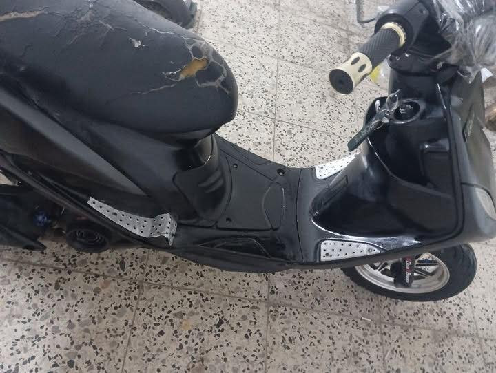 السلام عليكم دراجه ماكس عدله بلادي مكينه 49 شغاله كلها للبيعَ سعَر 400 وبيها مجال مكاني بغداد غزاليه رقمي واتساب ***********
