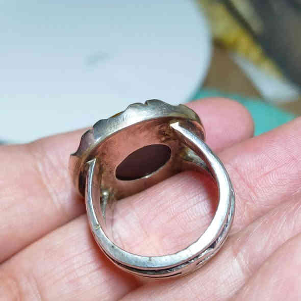 خاتم فضه ثقيل حجر التايكر مقاس 24 سعر 50 مع التوصيل.***********
