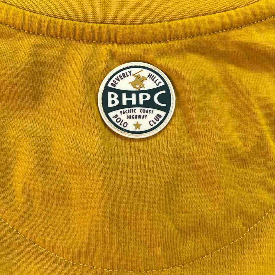 مُختلف من بيفرلي هيلز بولو كلوب (Beverly Hills Polo Club - BHPC) امريكي🇺🇸 .
100% قُطن طبعيي خالص "ثقيل" اعلىٰ كواليتى.

القياس اكس لارج _ عُرض الصَدر 58 _ الطول 72 .


**إذا كنت صاحب هذا الإعلان وتريد حذفه لأي سبب، رجاءا أرسل رسالة إلى الدعم الفني**