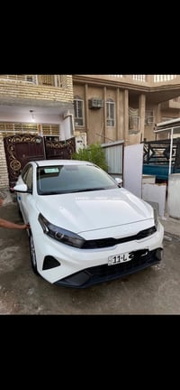 كيا سيراتو 2024 خليجي ماشية  40.000 km محرك 2000 دوش السيارة مكفولة كف...
