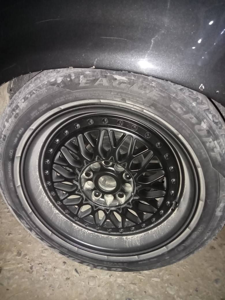 ام ويلانه بؤ گؤرينه وه قياسي 17دوو سايزه شوين كه لار گؤرينه وه ش اكه م به ويلي شه مس يان ويل عا دي به س دوو سايز بيت شوين مه لا ر *********** كالار, السليمانية
