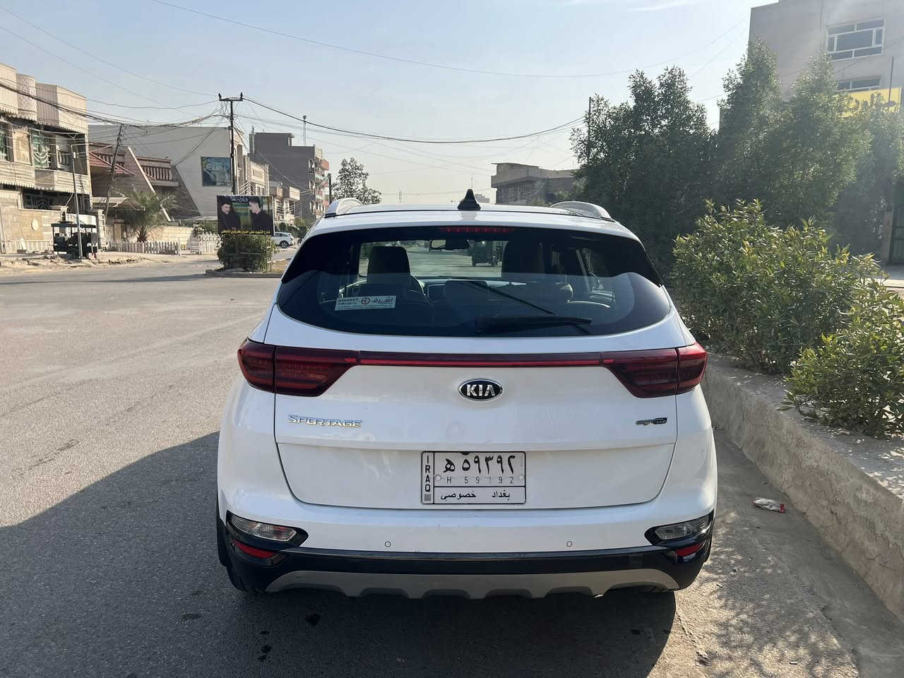 سلام عليكم
سبورتج خليجي❤️ 2020 جيتي لاين

فول مواصفات اعلى فئه بالسبورتج

محرك 2000 دوش 

رقم بغداد 

بانوراما 

شاحن واير ليس
كشنات جلد وكهرباء 
صندوك كهرباء
شاشه جبيرة 
كامرا حساسات
مرايات شفط واشاير
بصمه تشغيل مع بصمه ابواب وترحيب
تبريد قطعتين
لايت وبك لايت لد 
باقي مواصفات جيتي لاين المعروفه 
سونر بل منشور بيه بس بارد

مكان سيارة بغداد بلديات
السعر 207 
اتصال ***********
