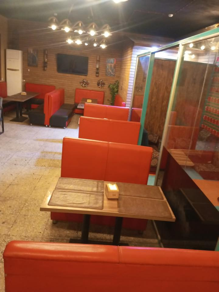 السلام عليكم أغراض مطعم للبيع
كاشير نضام سبيدو + ميز كاشير ١٢٠ + جرار + طابعات عدد ٢

قاصه + يو بي إس السعر كلهن ب٧٠٠

عجانه ١٥ كيلو ب٢٥٠ الف

كرل مكسيكي مشيف غاز وفحم صناعي جهاز جديد جدا ٣٥٠ الف

قواطع هواء عدد ٣ كبير ب ١٥٠ وسط ١٢٥ صغير ١٠٠

شاشه حجم ٥٠ ب٤٠٠ الف

براد كيك حجم كبير ٦٥٠ الف

عارضه صغير ب٢٥٠ الف

براد لبن + كلاصات عدد ٧٠ ب٤٥٠

براد +ميز بيتزا شغال ثلج سل ستيل ب٦٥٠

جهاز سلمندر كهرباء جديد جدا ٤٠٠ الف

لوحات رسم موجود عدد ٣ صغير ب٢٥٠ الوحده والكبير ب٣٠٠

دكتات حار وبارد ب٢٥٠ الف ثنينهن

تانكيات عدد ٣ ابو الالف + ماطور ب٢٥٠ الف

سستم كامرات عدد٨ + انترنت + بوكس + شاشه + يو بي إس خاص بالكاميرات يشتغل ساعتين ب٣٠٠ الف كلهن

عجانه مال كيك صغير ب١٢٥ الف

جلسات ارضيه

طاولات طعام احمر واسودّ بكل طاوله مع ٢ قنفات ب٢٠٠ الف متوفر عدد جيد

رفوف ديكور عدد ٣ خشب ٣٠٠ الف

متوفر سستم صوت متكامل مع ١٠ سماعات مع صوت نقي جدا

متوفر لوحات دلاله بسعر مناسب

متوفر أغراض مطبخ ونواعم وصحون وباسعار مناسبه

متوفر صفحه انستا وفيس عدد حقيقي بدون اي رشق

للتواصل فقط على الوتس ***********

المكان كربلاء
