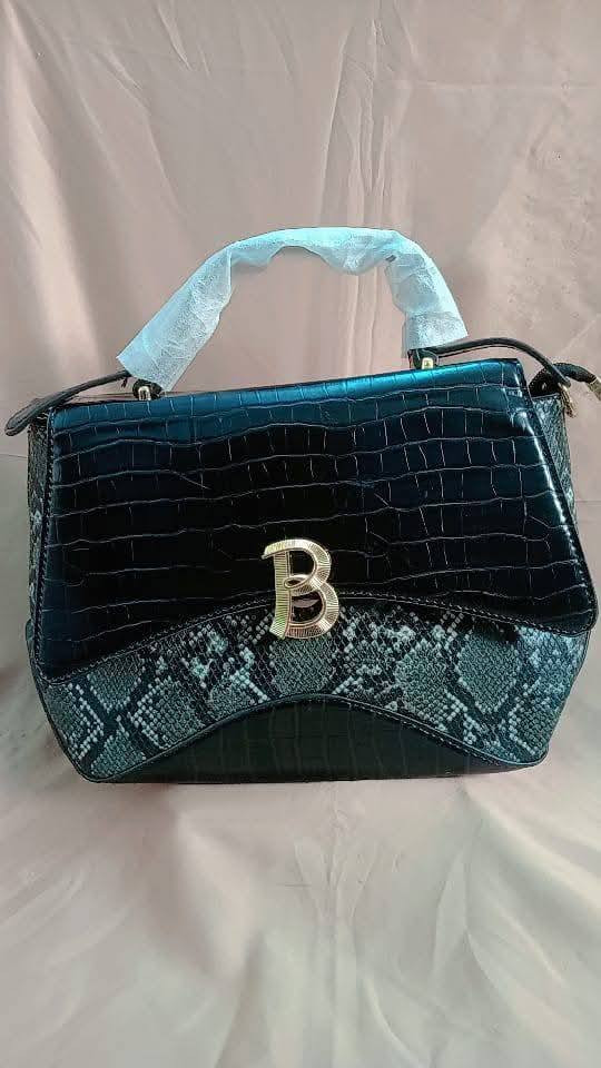 اتمنئ من كل شخص يوكف وياي ويساعدني فتحت مشروع حقائب نسائية واتمنى مساعدكم ودعمكم لي الله يوفقك رحمه الله والديه لي راح يدعمني ولي مايدعمني 💙😊🌹
اتمنئ من كل شخص يوكف وياي ويساعدني فتحت مشروع حقائب نسائية واتمنى مساعدكم ودعمكم لي الله يوفقك رحمه الله والديه لي راح يدعمني ولي مايدعمني 💙😊🌹�
تك توك kokd_22
انستا kokd_22
حجز واتساب ***********
