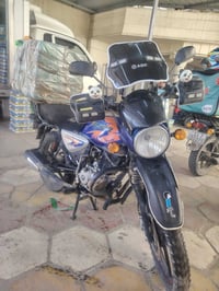 بوكسر للبيع لون ازرق موديل ٢٣ مرقم تحويل ثاني مجفته مرة وحده مكاني الع...