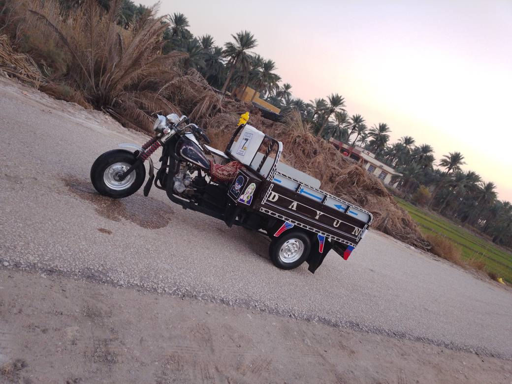 السلام عليكم ستوتة دايون للبيع  اوراق اصولي  محرك 20  اكسن جديد ركبة وشاصي مكفولات  بدي مابي خياس تأير جديد الستوتة مال جناي جاهزة السعر 850 وبيه مجال العنوان بابل الحمزة الغربي ***********
