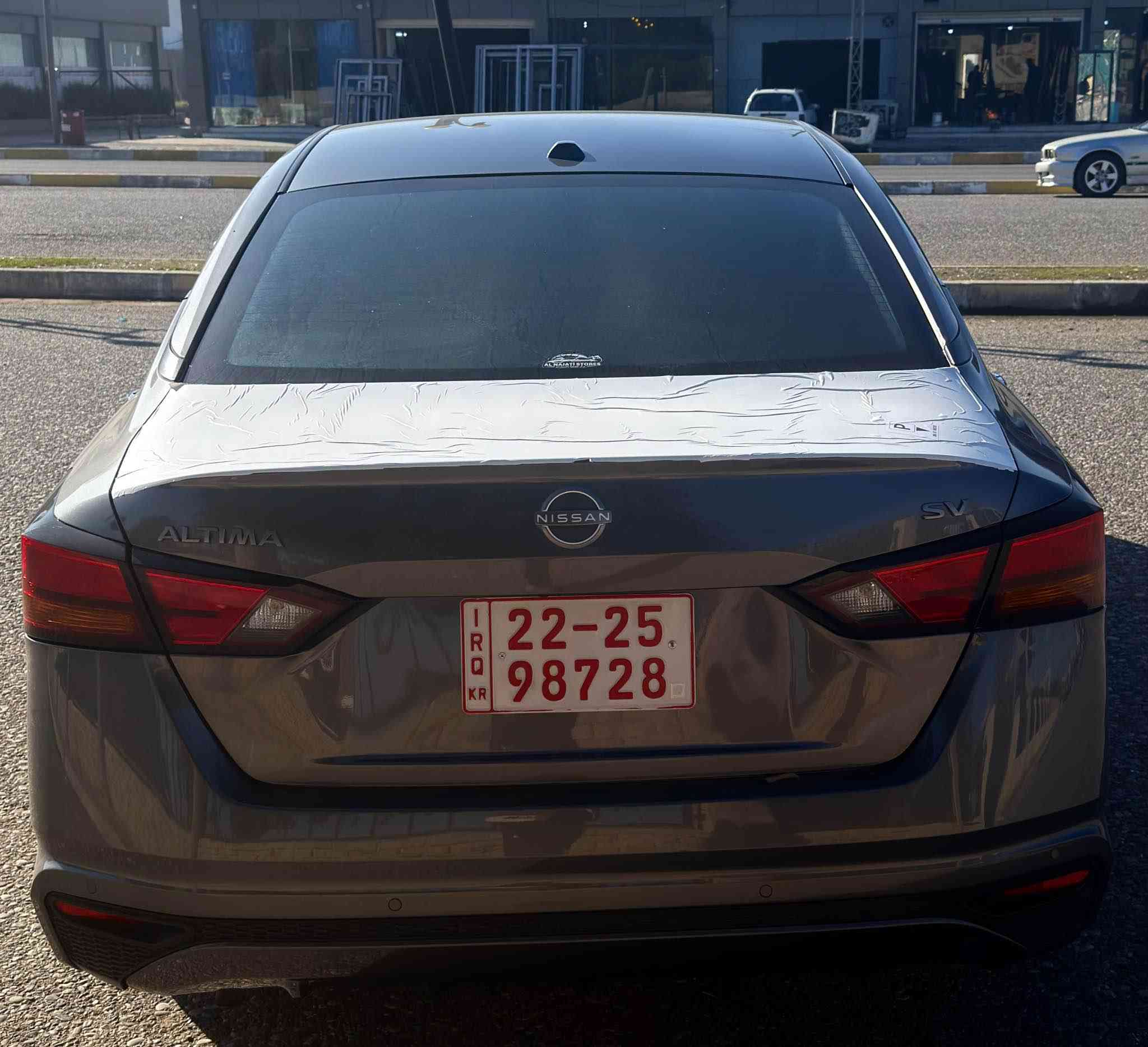 NISSN ALTIMA   SV  2024
السعر  170 $
اللون  نفطي
بدون صبغ بس بي تعديل واحد بل جاملغ امامي سياره كلين بدون ابر باك 
 والشواصي والدواخل مكفوله من الحادث
المواصفات الفئة ال SV 
حساس ضغط هواء الاطارات
رادار امامي + رادار جانبي + توقف ذاتي
شاشه لمس 
كشن شامو
شاشة ذكية + مخرج usb عدد 2 + مخرن taypC 
عداد المسافة :- 24الف ميل فقط
لايت زينون + ليد نهاري 
 كشن السائق كهرباء
كاتي تترقم شمالي
 + بصمة تشغيل + تشغيل عن بعد
العنوان كركوك
رقم الهاتف :-  *********** كركوك, العراق
