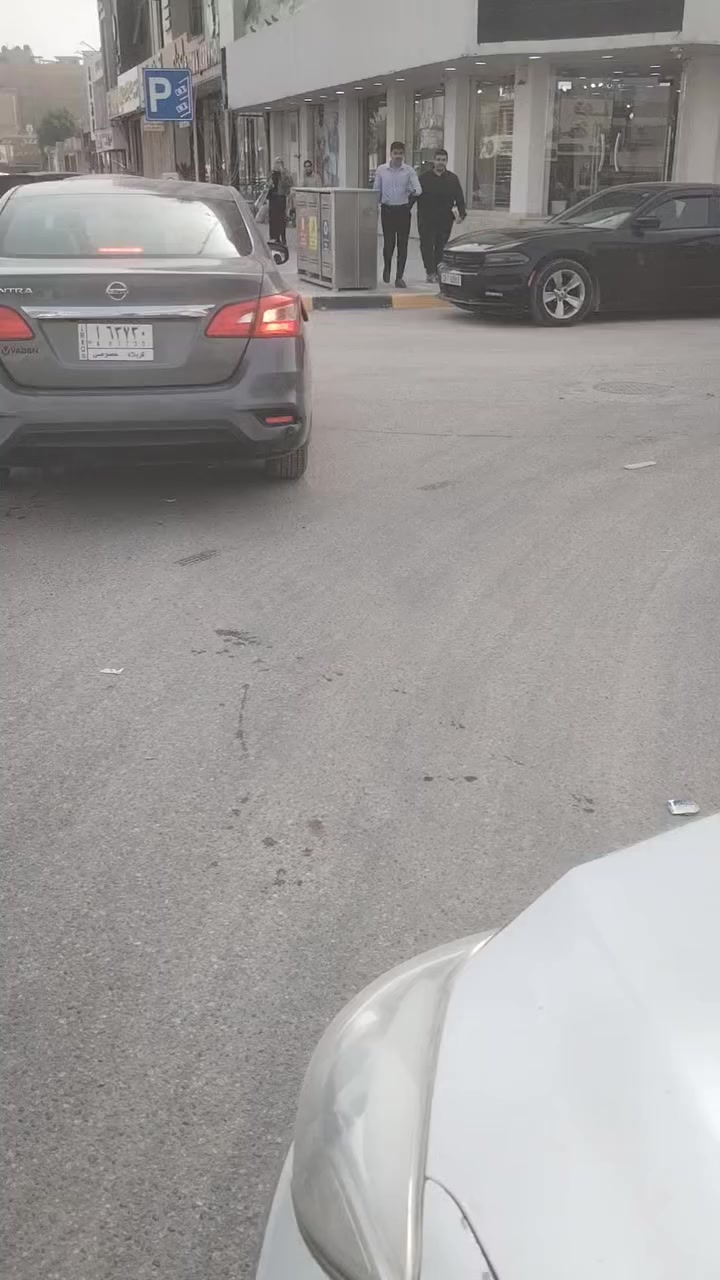 السلام عليكم دار للبيع مساحه ٤٠٨ متر الواجهه
١٧ ونص طابو صرف يعتبر قطعه

العنوان/ شارع ٤٠ فرع مكسي مول سنتر على
الشارع الفرعي

***********
***********
او مراجعة مكتبنا شارع ٤٠ فرع حلويات السمؤال مقابل مدرسة الاعتماد
