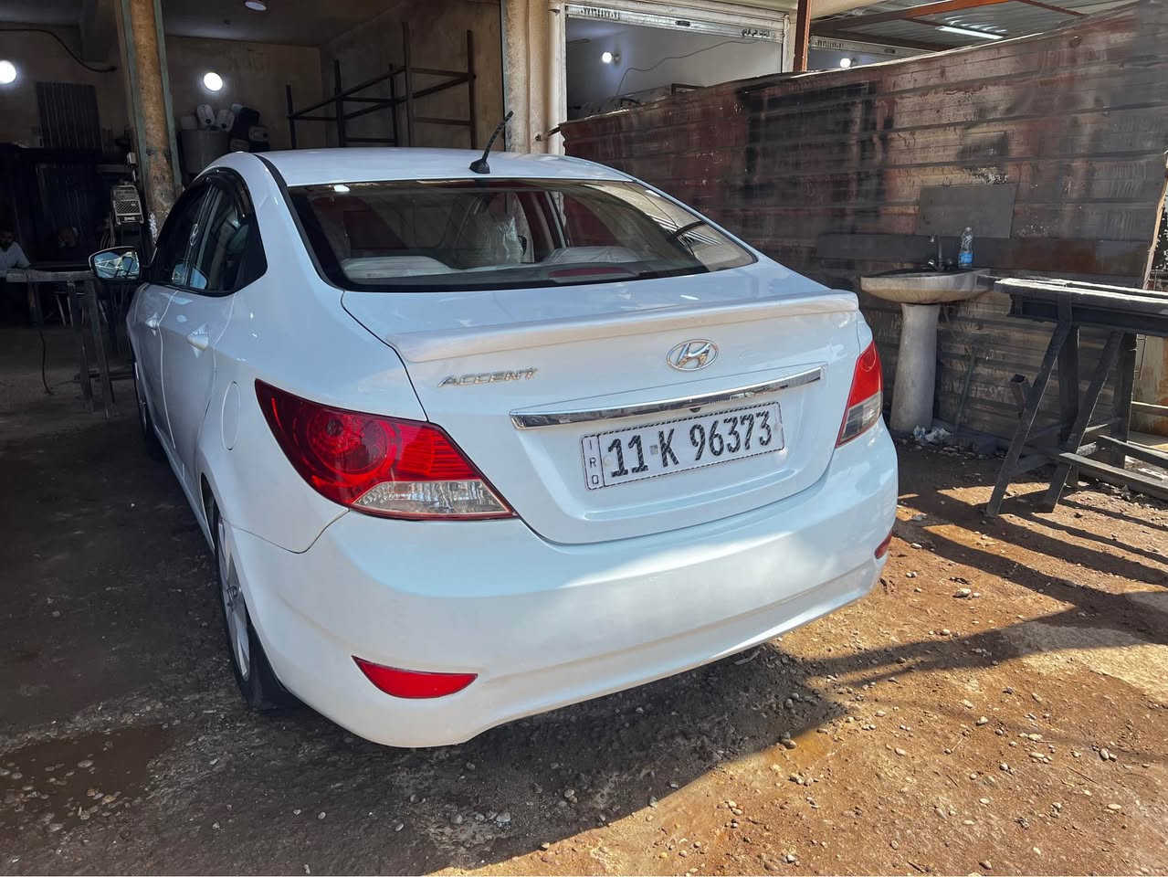 السلام عليكم هونداي اكسنت 2014 خليجي
كير محرك مكفولات محرك 1600 تدفئه تبريد اشاير بالمري تحكمات ستيرن جهتين +شاشه وكامره خلفيه
+حدادية صدر كامله رقم بغداد الانكليزي السياره مابيها اي نقص مكان السياره بغداد حي البنوك
السعر 98 وبيها مجال حك الجيه
*********** Colombo, Sri Lanka
