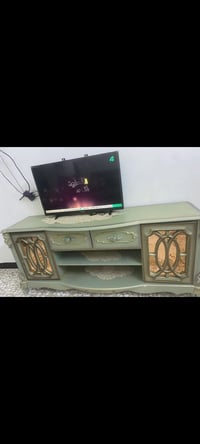 ميز ثقيل • بغداد