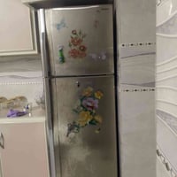 ثلاجة • نظيفة • بدون عيب