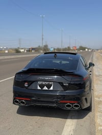 كيا ستينغر • للبيع