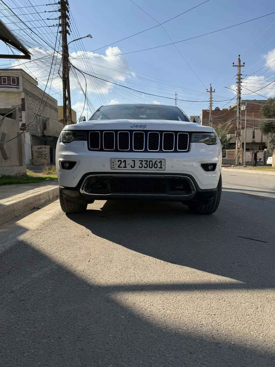 السلام عليكم
جيب لمتدد :2018وكالة هارلم 
ماشية 78 الف 

رقم سليمانية الجديد هزة سنوية جديدة 

المحرك : V6. 

المواصفات  . 

* سقف بانوراما . 

* شاشه كبيرة  . 

* نظام الخرائط (GPS) .

* ستيرن كهربائي . 

* المصابيح الأمامية زنون .

* كشافات الضباب زنون .     

* تشغيل عن بعد .

* صندوق كهربائي .

* داخل اسود   .

* حفظ وضعيات الجلوس (ميموري) . 

* المقاعد الأمامية كهربائية .

* سستم صوت الباين. 

* حساسات أمامية

* حساسات خلفية . 

* كاميرا خلفية .

* تدفئة ستيرن . 

* المرايا الجانبية قابلة للطي .

* مرايا متحسسه للضوء العالي . 

* بلوتوث تلفون . 

* محدد سرعة . 

* نظام التشغيل والاطفاء الاوتوماتيكي ( Auto Start System ) .

*سستم صوت بيهة خرافي
مكاني بغداد الغزالية رقم هاتف *********** 
السعر 255 وبيها مجال بسيط 
السونار مرفق
