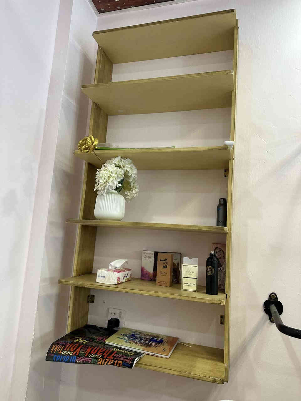 سلام عليكم
غراض محل كامله جديده مستعمله قليل ونظيفه للبيع 
مليكانه عدد 2 جديدات (القويات مو العاديه ) 
منزع + رفوف + طابوريه وبنفس الوقت بيها خزن + ميز مكتبي (خشب كبس قوي ) مو mdf 
بضاعه تركيه + شي ان 
+ 2 كراسي 
+ 6 ستاند حديد معوج 
+ ستاند مليكانه حديد 
+ تعلاكات قميص خشب 3 الوان 
ولون واحد اسود بلاستك تعلاكه قميص + بنطرون (بلاستك قوي ) 
ملاحظه 
..
..
البيع فقط غراض محل كامله مابيع حاجه حاجه 
وبسعر جداً مناسب هاي الغراض كلها 
قيم واخذ بلي يرضيك والي يرضي الله
الاستفسار والاتصال 
واتساب او رصيد 
***********
