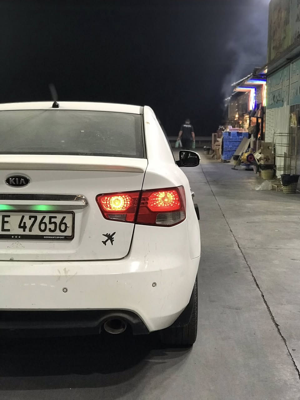 سلام عليكم كيه سيراتو موديل ١٢ فول مصفات عده لفتحه ولبصمه تحمات ستيرن اشاير بل مري شفتات 
بيها هواي تفاصيل رقم اربيل بسمي   
لسعر ١١٠ بيها مجال بصيط ***********
