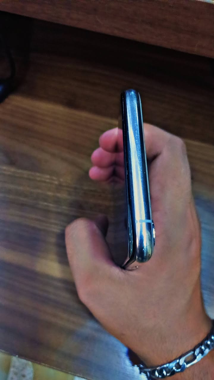 ايفون بهذا الشكل اكس ماكس اعتقد اجاني طافي غير مفحوص ابيع طابوكه  عدي توصيل هم


**إذا كنت صاحب هذا الإعلان وتريد حذفه لأي سبب، رجاءا أرسل رسالة إلى الدعم الفني**