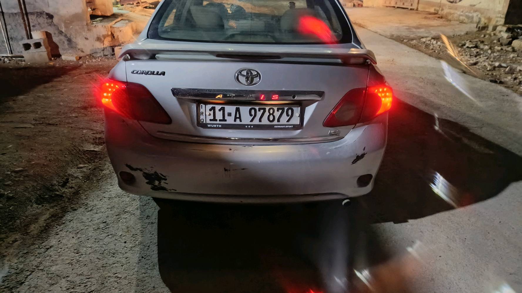 ديالى بعقوبه تقاطع القدس 
مصبوغه عام ضررها شبر بالجامرلغ الخلفي اليمنه السياره موديل9مكينه مال17جديده وكير جديد مكفوله السياره 