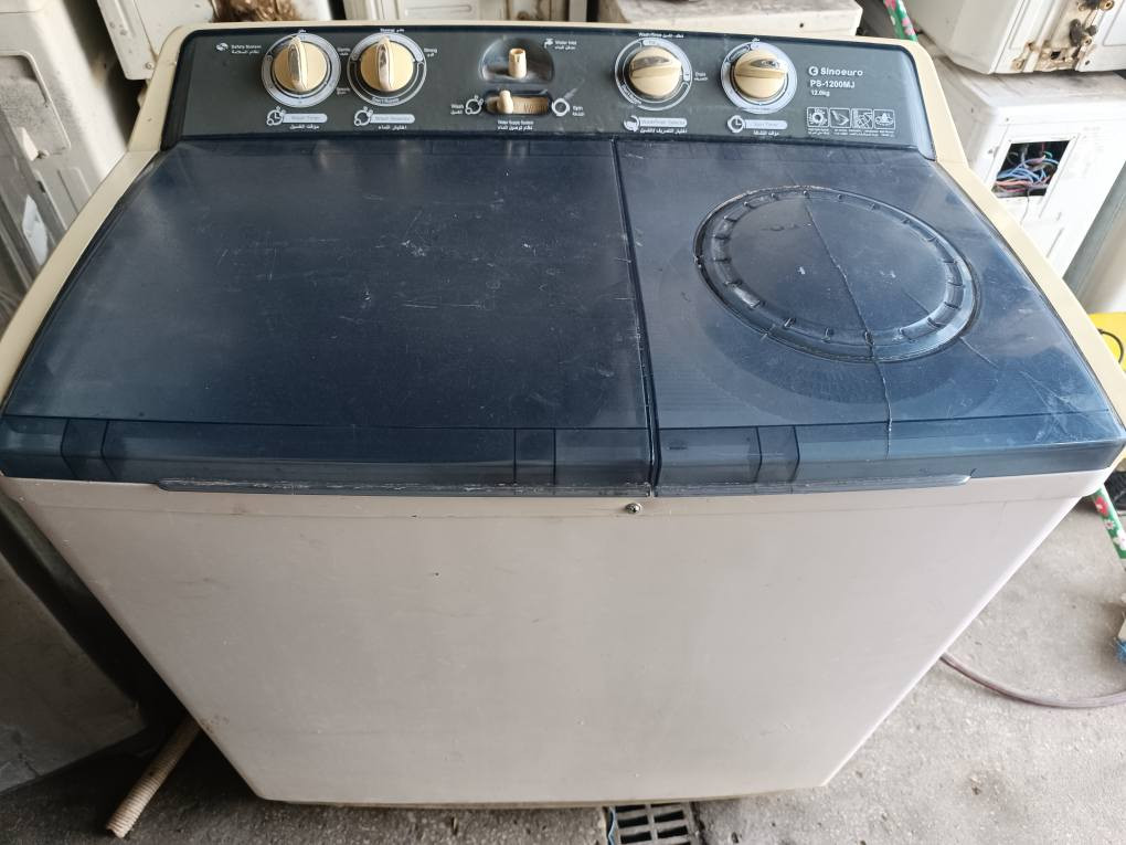 ثلاجات جميع الأحجام واسعار مناسبه وغسالات الحوضين السعر 50 وضمان سبوع ومكيفات السعر 150ومكيف جنرال اخو الجديد السعر 200ومولدات 10امبير السعر 75 ومولد 20املير كاز السعر 250وضمان سبوع العنوان كربلاء الحر قرب مستشفى التركي الإتصال *********** كربلاء, العراق
