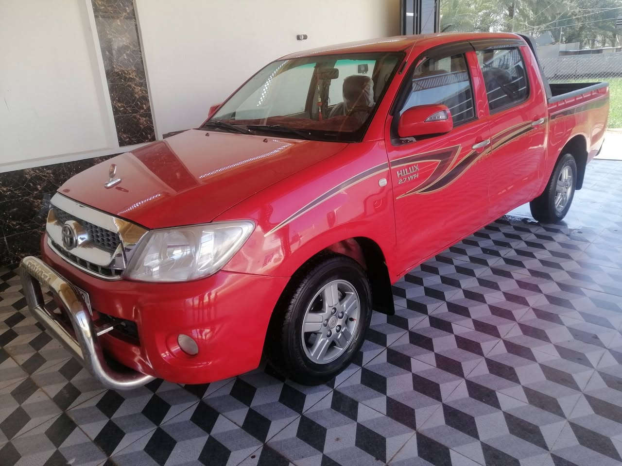 بيكم تيوته اكويتي موديل 2010 رقم انبار انكليزي شاصي 19 تحويل ثاني يوم  مكفوله من صبغ المكان رمادي جزيرة البوعساف السعر 155 بيه مجال *********** غير متواجد عل فيسبوك
