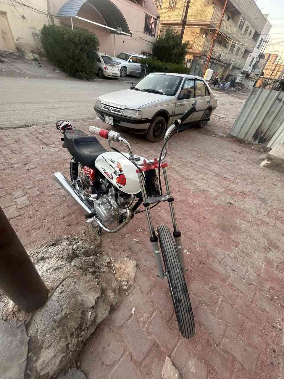 السلام عليكم
دراجه للبيع سعر 700الف قفلللللللل ربع مينزل
أربعه كير اصولي دراجه شاصي موديل 20وتعمير 25مكانيً نجف رقمي واتساب***********
