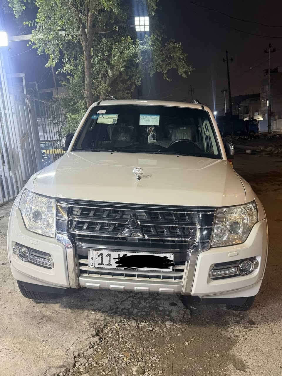 السلام عليّكم باجيرو موديل 2015 حفتور كفاله عامه ماشيه 190 حقيقي السعر 190 وبيه مجال  عنوان بغداد
***********
