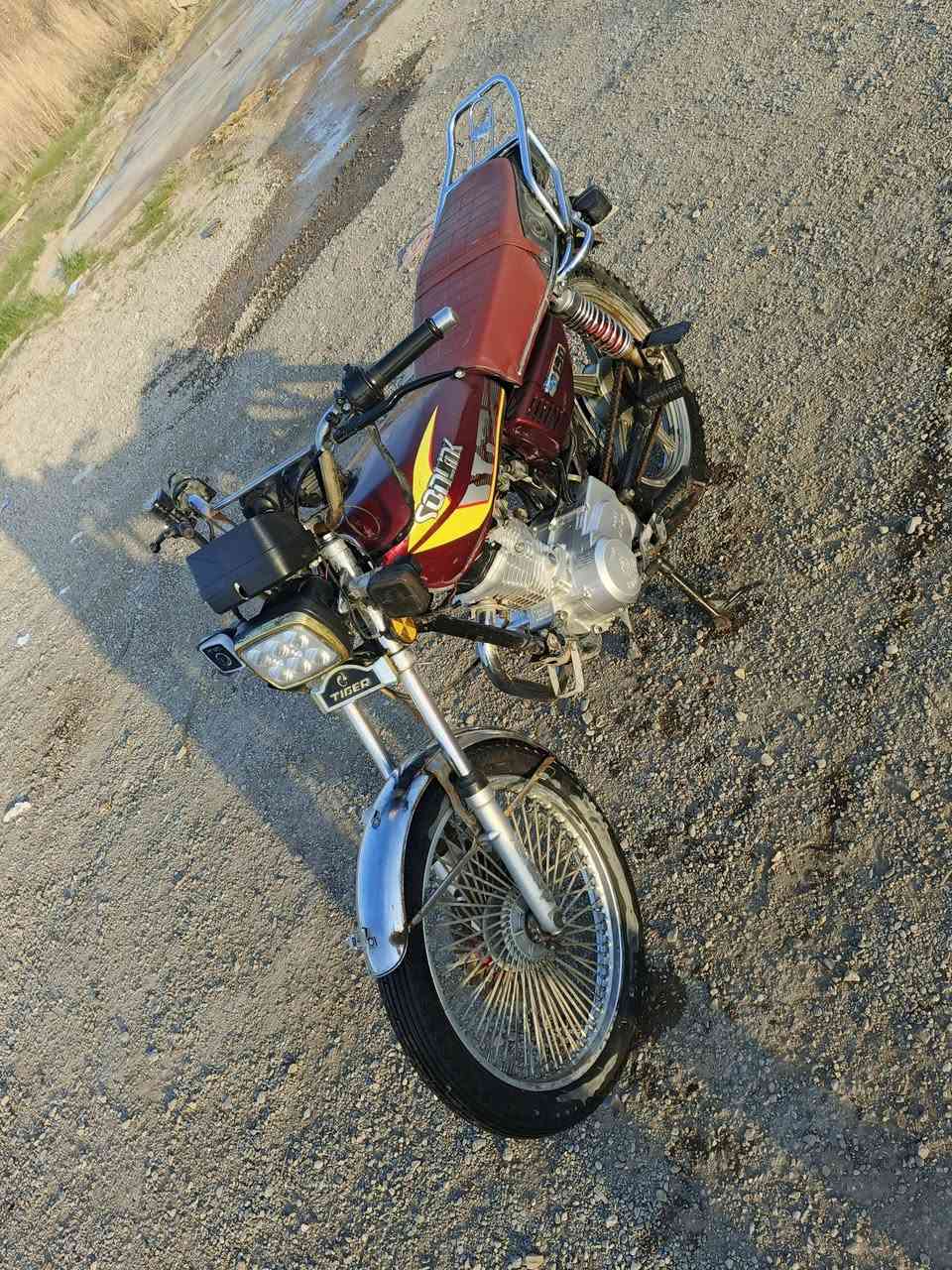 السلام عليكم دراجة تايكر موديل 23 للبيع اوراق كامله مكينه خير من الله... ***********
