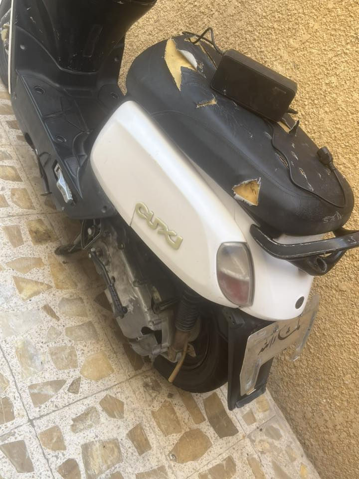 سلام عليكم دراجه ببوليس للبيع دراجه نضيفه شغاله خير من الله بيها نواقص خفيفه شراي يراسلني وتساب مو شراي لتعبني*********** مراوس هم يرهم
