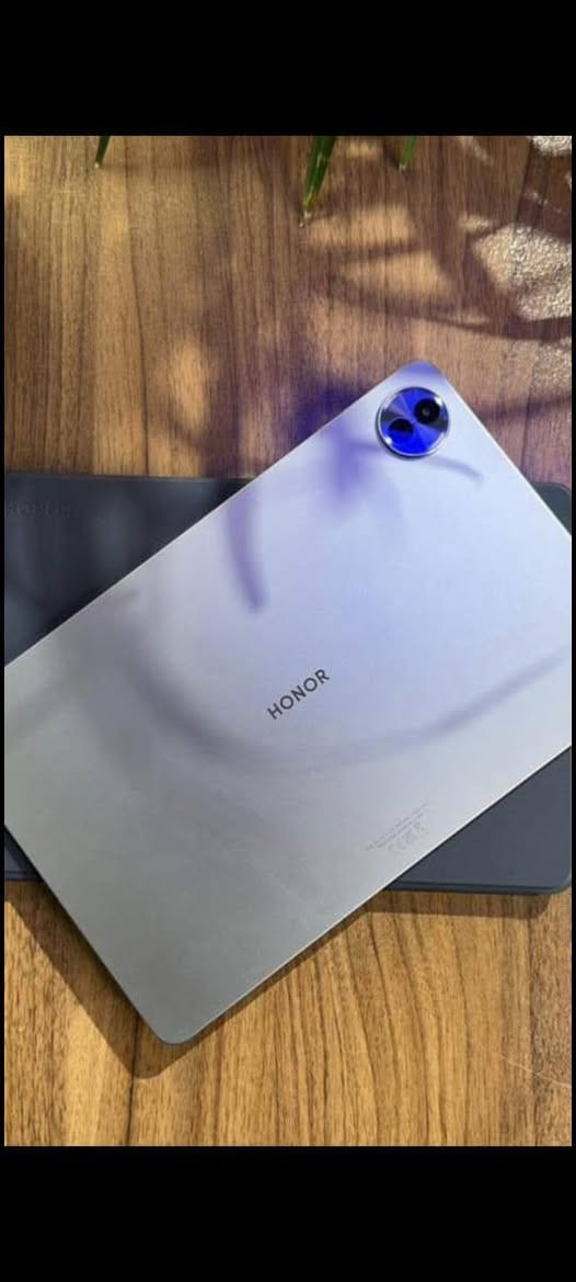 هونر باد 10 🤍✨
جديد جديد جديد🩵
 مستخدم ايام فقط🔥💔
🧨 مناسب لجميع الاستخدامات مع الكيبورد

📱 الشاشة : 12.1 بوصة - 120 هرتز - IPS LCD
💾 الذاكرة : 256 جيجابايت الرام 8 جيجابايت
📷 الكاميرا : 8 ميجابكسل
💾 المعالج : Snapdragon 7 Gen 3
🔋 البطارية والشحن السريع : 10،000 مللي أمبير - 35 واط  

➖➖➖➖➖➖➖➖➖➖➖➖➖➖➖
       🔥🔥 السعر 360 ألف 🔥🔥
➖➖➖➖➖➖➖➖➖➖➖➖➖➖➖

✅️ضمان الوكاله لمدة سنة 
✅️خدمة توصيـــل لجميع المحافظــات 

                الــــعنـــــــــوان
📍بابل♥️✨

✨ للإستفسار التواصل أو الاتصال 
☎️***********
