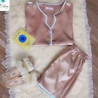 قطع ملابس • ٦ و ٨