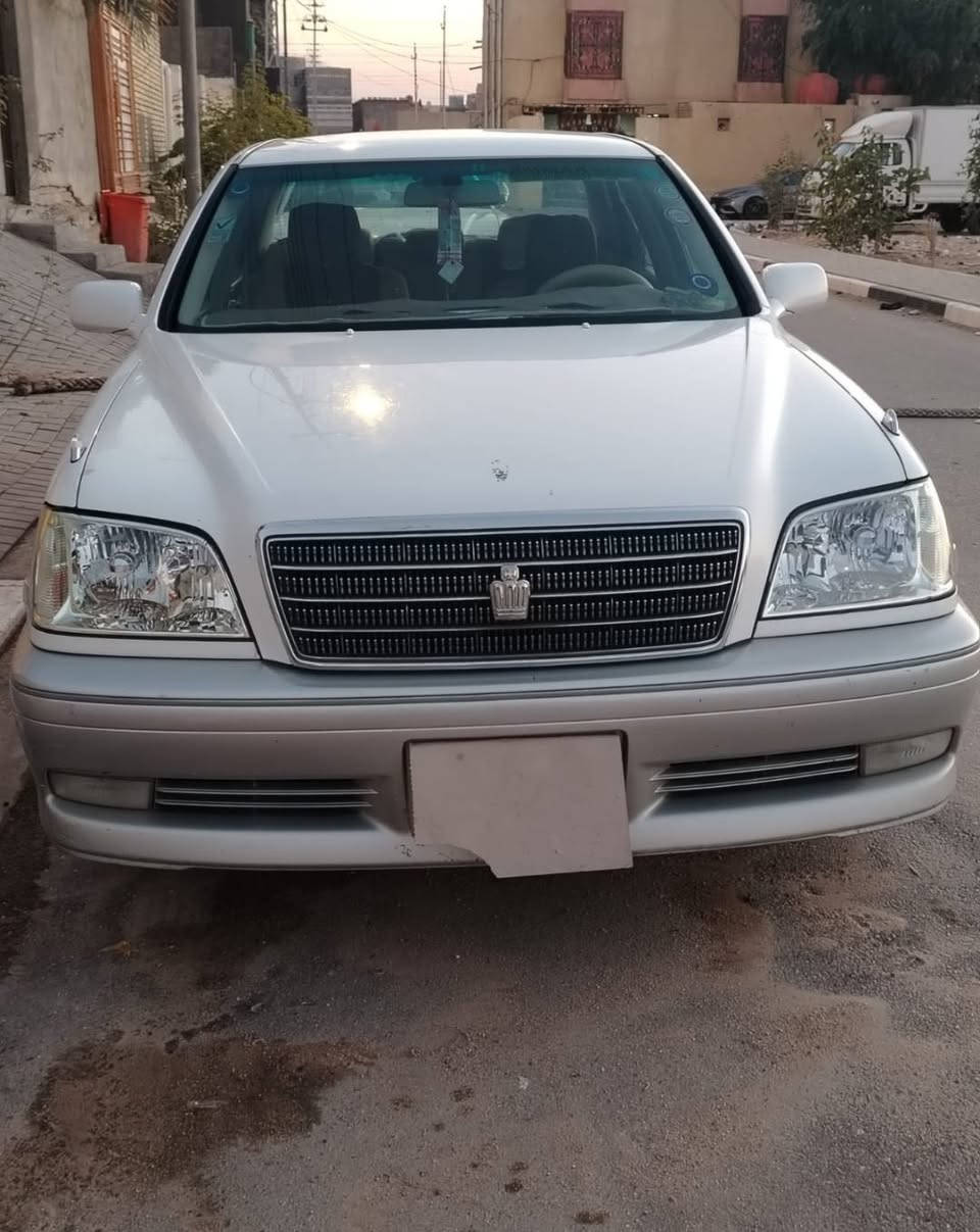السلام عليكم ورحمة الله وبركاتة ملكه للبيع جنون مواصفات D4  الكبير بأسمي رقم بصره  مكفوله السياره عالبلاد
للتواصل ***********
