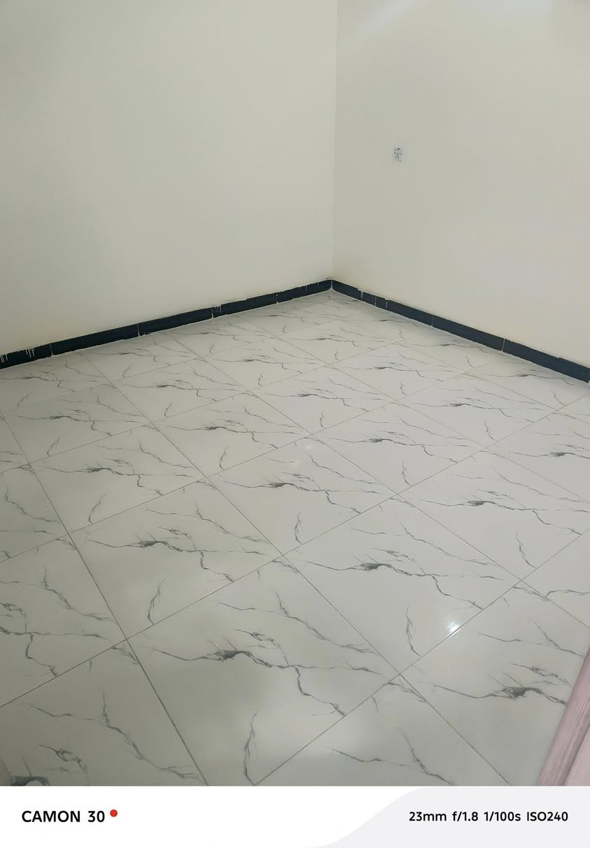 السلام عليكم دار للبيع طابو زراعي سند ٢٥
الدورة هوررجب  قرب المدارس والسوك
٢ غرف نوم
استقبال ضيوف
مطبخ 
صحيات  
الاستفسار الاتصال 
***********
***********
او مراجعه المكتب
