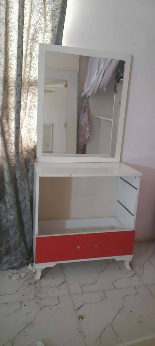 مكاني شعب حي البساتين وبيهه اضرار السجه مال كنتور لازم تبديل والجرارات  مال ميز تواليت هم السجه 300وبي مجال


**إذا كنت صاحب هذا الإعلان وتريد حذفه لأي سبب، رجاءا أرسل رسالة إلى الدعم الفني**