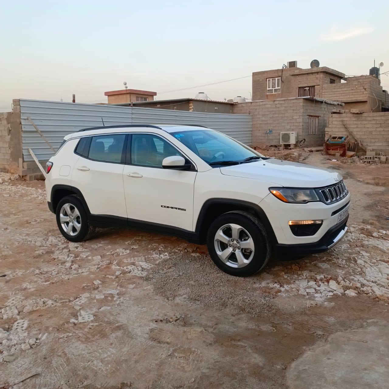 البيع فقط بل اقساط المشتري فقط من سكنة بغداد 

المقدمه ٦٥ ورقه.   القسط الشهري ٣٠٠ دولار ///٣ اوراق

جيب كومباس موديل 2020 وارد أمريكي حادثهه فقط جاملق و بنيد بدون دواخل باقي السياره كلهه ليبل واحد 

حجم المكينه 2400 تنفس طبيعي المرغوب 4 سلندر اقتصادي 

كير مكينه مكفول صدر أمامي و خلفي جديد تخم تاير جديد تدفئة و تبريد ثلج ماشيه 60 كم     تبريد قطعتين 

المواصفات فوول مواصفات للاخير 1/1

تحكم ستيرن جهتين ///4X4 فوول ويل ///بصمة تشغيل ///

بصمة أبواب// تشغيل عن بعد ///نقطه عمياء/// إطفاء ذاتي///

 سايد بريك بصمه/// سلايد روف بنروما ///كشنات جلد حار و بارد

 حاكيه تليفون///  ثلاث انضمه قياده/// مثبت سرعه/// مانع انزلاق

 نضام سبورت/// نضام ايكو/// حساسات خلفيه ///كامره دواره

 كروز سرعه/// شاشه كبيره لمس///داخل لونين//

وبعد بيهه اهواي مواصفات 

السياره بسمي رقم بغداد الجديد هزه جديده السنويه ل 2030

العنوان بغداد الرستميه 

للإستفسار ***********اتصل.          ***********
