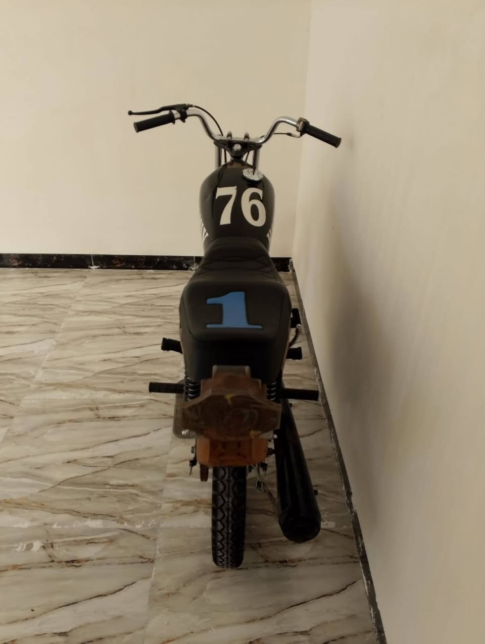 السلام عليكم شباب دراجه للبيع تعمير موديل 2020 السعر675 وبيها مجال شراي خاص ✋


**إذا كنت صاحب هذا الإعلان وتريد حذفه لأي سبب، رجاءا أرسل رسالة إلى الدعم الفني**