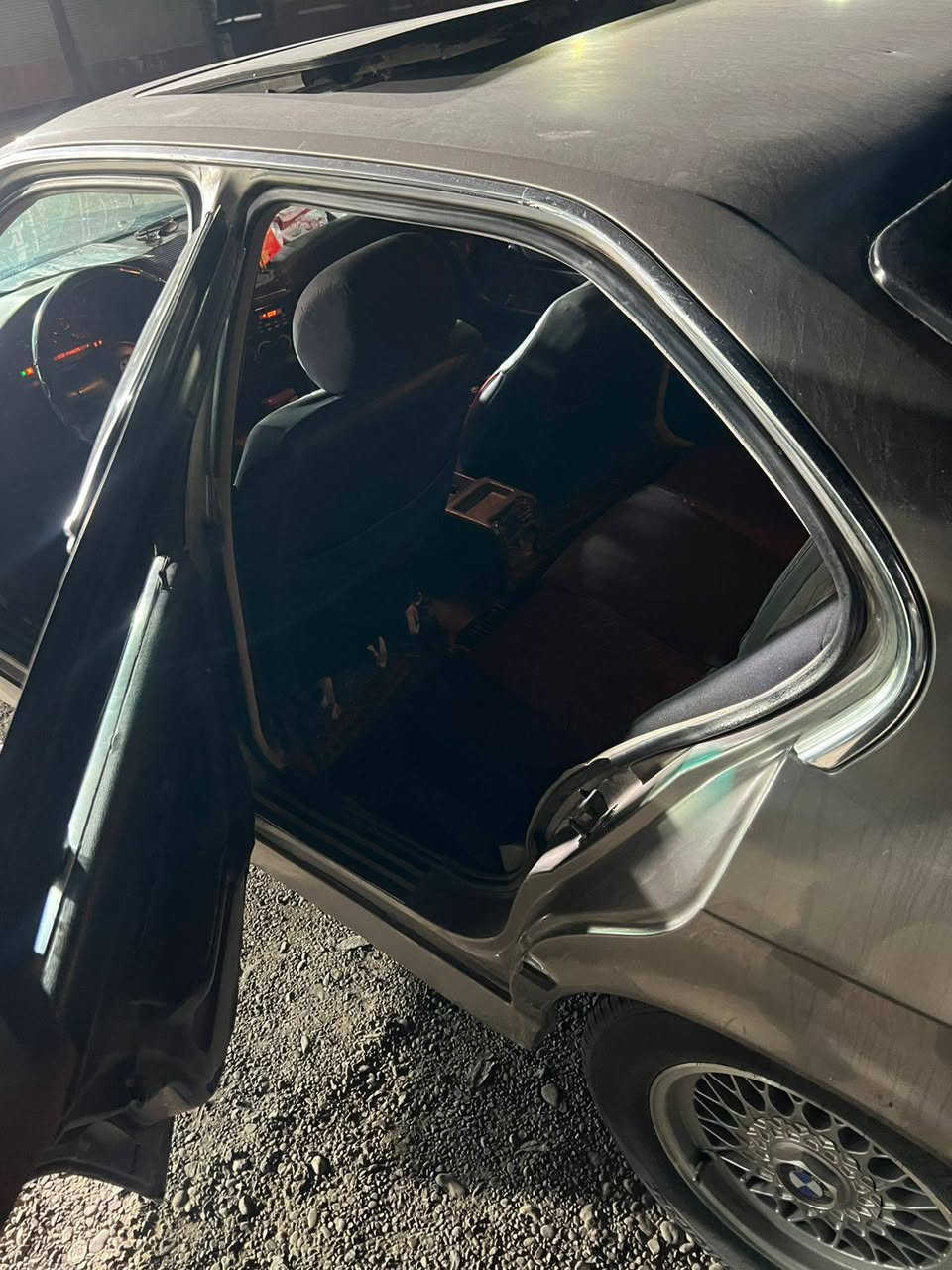 السلام عليكم يوجد سياره للبيع بي أم موديل 90 حجم 525 *********** السعر خاص
