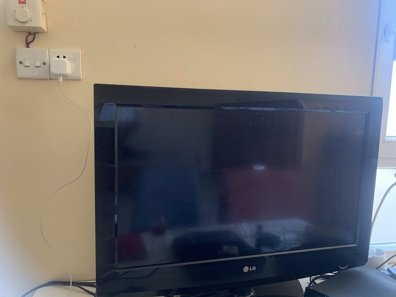 شاشة LG للبيع
السلام عليكم شاشة LG قديمة بلازما للبيع شغالة من ناحية صوت سبيكرات  و عرض لا بيها كسر ولا فطر ولا اي شي  حجمها ٣٢ 

السعر : ٥٠ الف 
مكاني حلة 

ملاحظة انتبه للسعر قبل لا تجي تكلي اريد سمارت ب٥٠ ماكو سمارت ب٥٠


**إذا كنت صاحب هذا الإعلان وتريد حذفه لأي سبب، رجاءا أرسل رسالة إلى الدعم الفني**