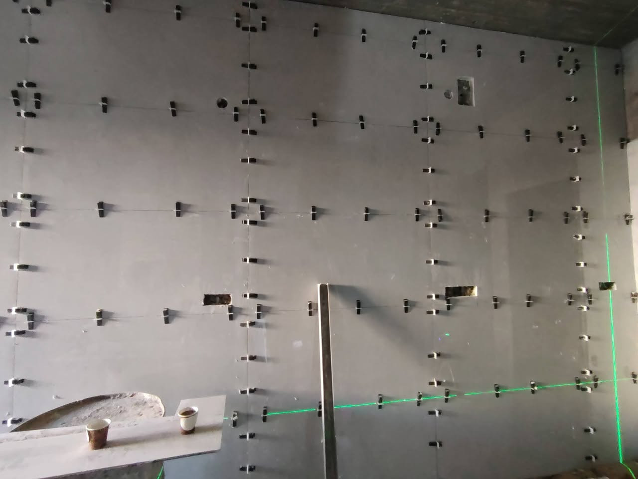 خلفة سرميك درجه اولى مرمر كاشي بورسلين الواح جدران وأرضية وجهات شغل 
 درجه اولى التزام بلعمل واسعار مناسبه متفرع في بغداد ***********
