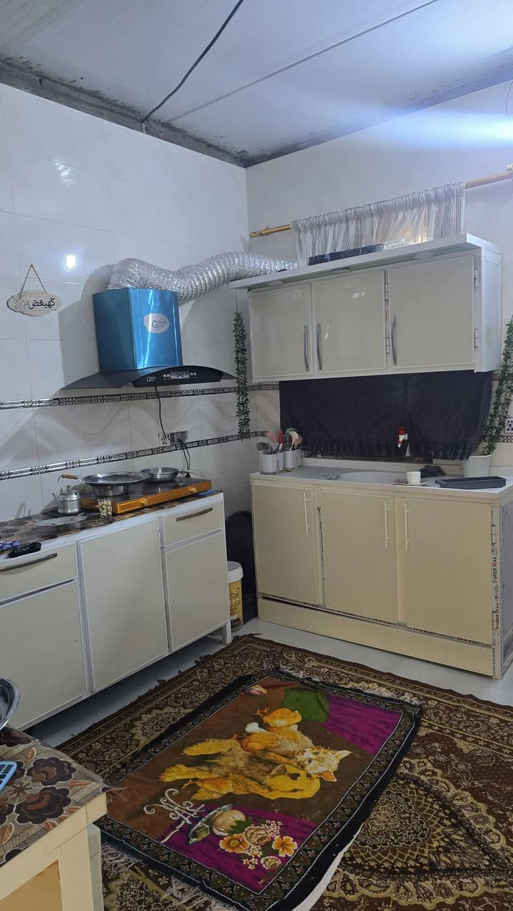 دارسكن ⛪️ طابو ملك زراعي عراقي وكاله مكاتبه ونسخه من الطابو المساحة 200م العنوان بصره أبي الخصيب منطقه باب طويل يتكون من غرفتين وصاله ومطبخ كراج وصحيات داخليه مناور خلف البيت ونهر جاري سعر 39مليون ***********
