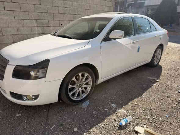 يالله سلام عليك
جيلي امكراند لحجم لكبير c8 2012سياره نضيفه بمعنه الكلامه واحله من صور بس بيها ضربه خفيفه بل صندوك مشر عليهاوبدايت جراد ع قماره وباقي تفاصيل مكفوله من صبغ وتكحيل مكانها بغداد  *********** بس واتساب ومتواجد فيس سعر 78 وبيها مجال
