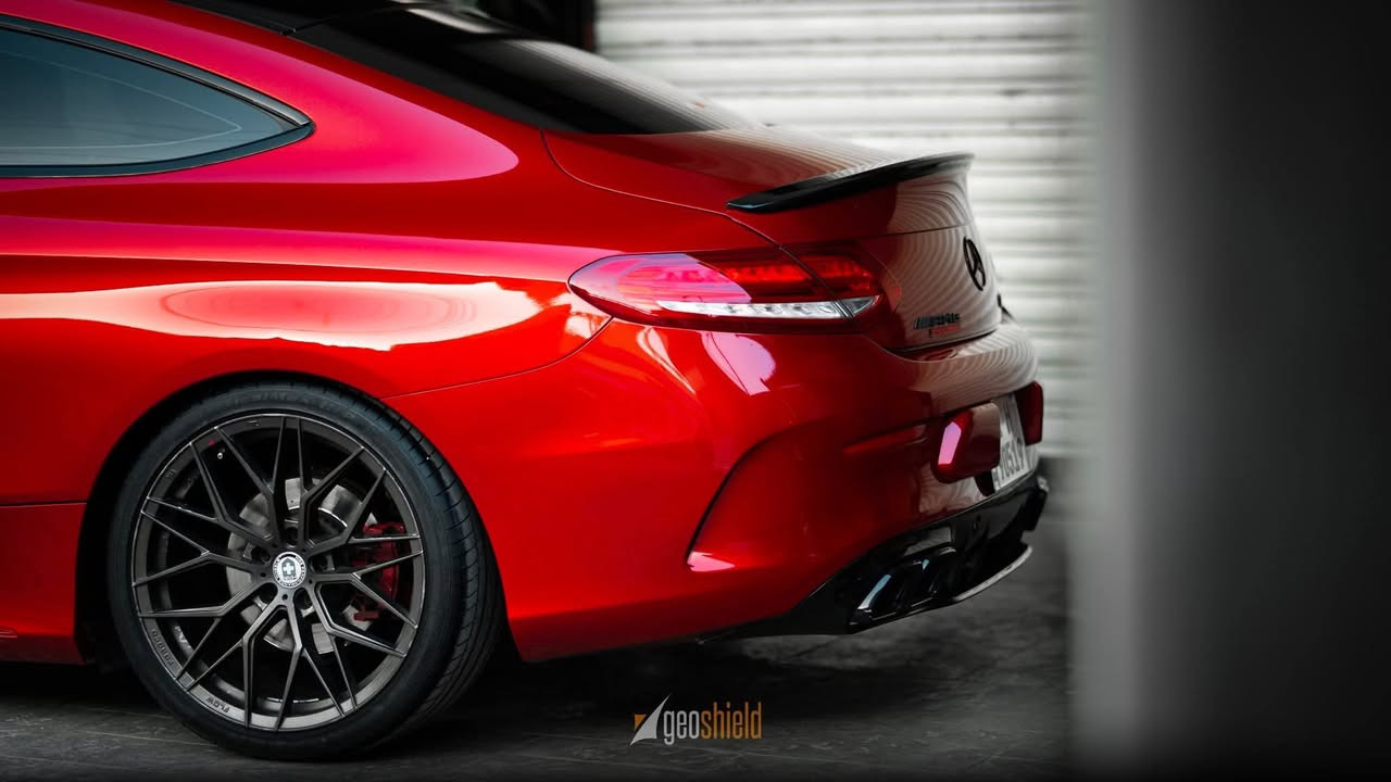 السلام عليكم 

مارسيدس موديل 2017 amg c300
سياره كلين تايتل هنا سوي شخط بلباب سايق فقط
معدله كلها c63 سبوورت
محرك 20 وتوربو
فول موصفات
ماشيه 70 الف فقط
سيرفيس كامل سياره بدون اي نواقص
رقم وهزة جديد
سعرها 194 وبيها مجال
مكان سياره اربيل 
***********
***********
