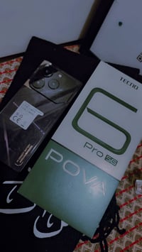 تكنو بوفا ٦ 5G  ذاكرة ٢٥٦ جهاز نضيف وكل شيء عل بلاد السعر ٢٠٠ مكاني ال...