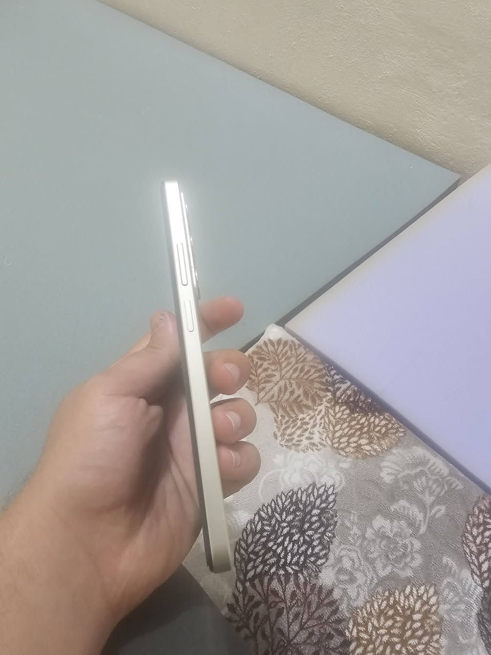 جهاز  r C75 نضيف 100% رقم ***********
