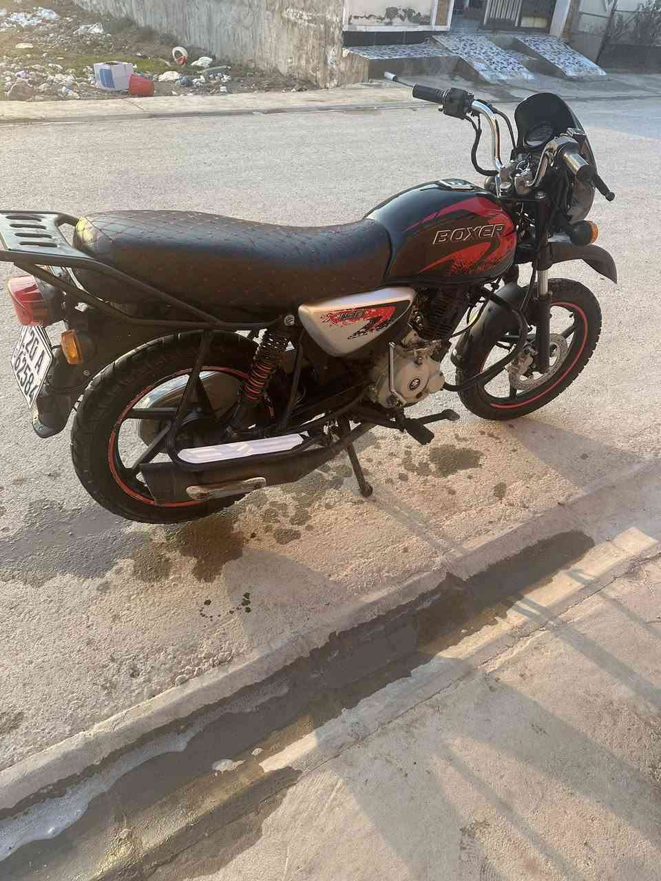 بوكسر جبلي موديل 2020 دراجه نضيفه ارقام إنكليزي تحويل ثاني يوم مكاني الحولي ***********
