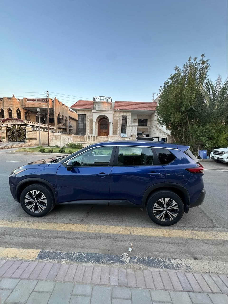 Nissan Rogue SV 2022

السلام عليكم
نيسان روج موديل SV 22
3 سلندر تيربو 1500
3 وضعيات للقيادي (اقتصادي - عادي - سبورت )
رادار خلفي + امامي
حساس خلفي
خمس ابواب بصمه
نظام تحديد مسار 
 متبت سرعه
كرسي السائق كهربائي
تبريد قطعتين
تحكم مقود كامل 
شفتات سرعه
كير لمس
هولد بريك بالازدحام
هند بريك بصمه
سعرها 148   شده و 48 ورقه 
السيارة باسمي
مكان السيارة بغداد 
السيارة مكفوله كير ومكينة 
مكينتها كلش نظيفة 
فلاتر كلها جديده اصلية من الشركة 
ماخليلها الى دهن اصلي 

*********** بغداد, العراق
