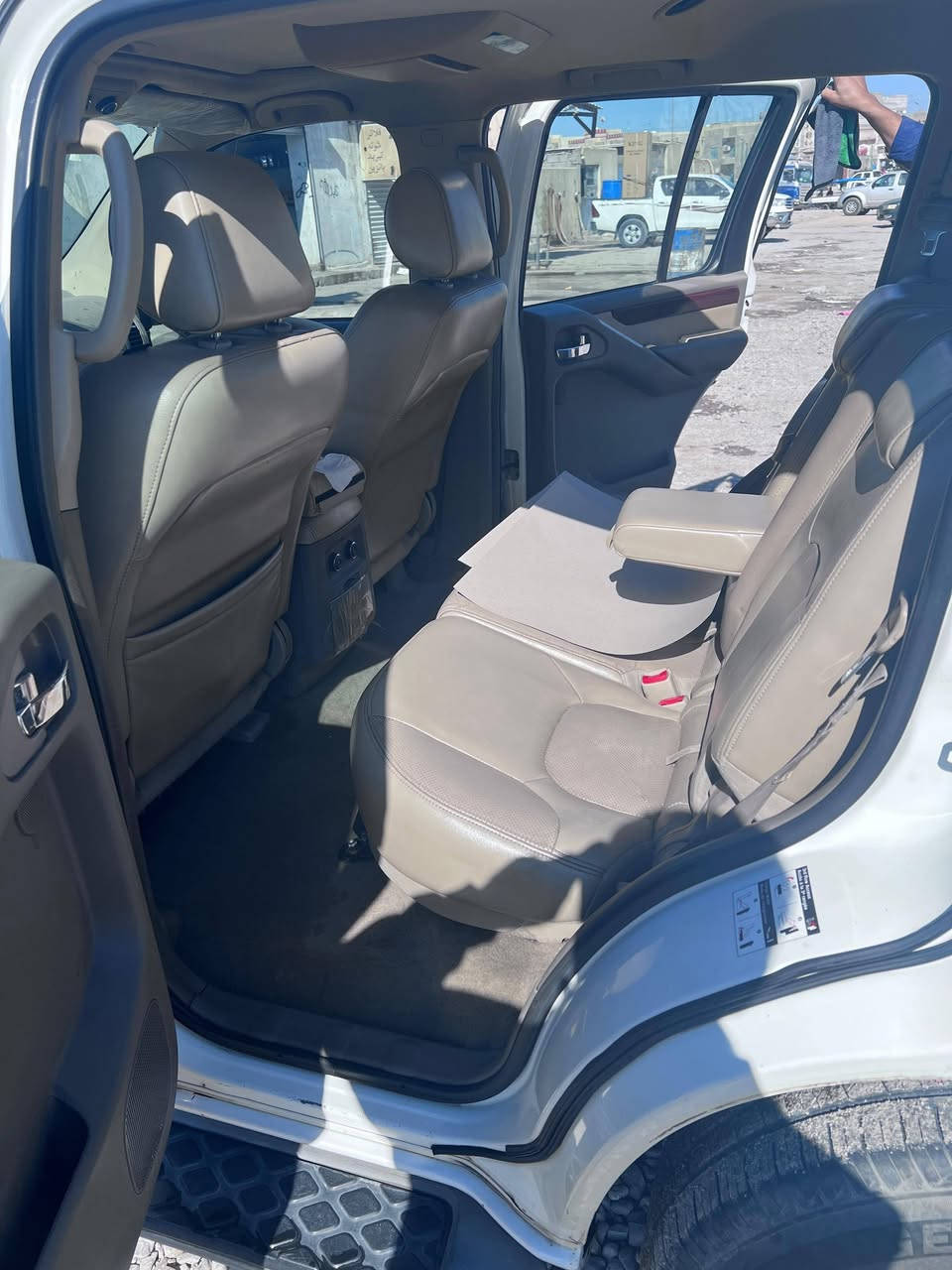 سلام عليكم من رخصه الادمن المحترم نيسان بافندر موديل 2009خليجي LEفول مواصفات السياره نضيفه مال جناي بيهه باب وجاملق بي بارد السعر 110للاستفسار اتصل ***********
