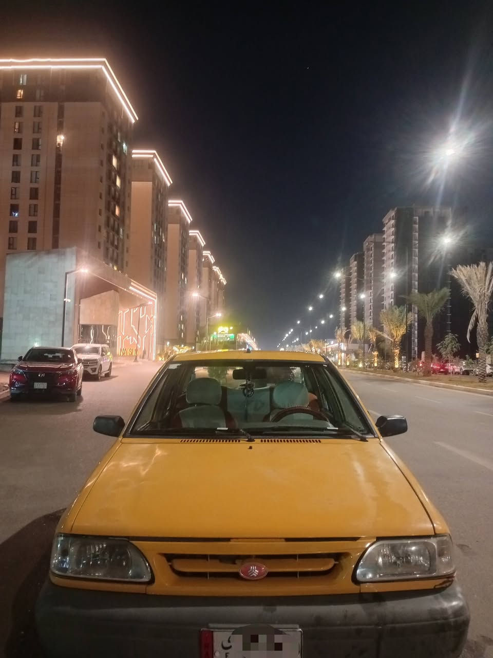 ‏‪***********‬‏السلام عليكم سايبه موديل 2012للبيع سياره بلاديه لاضربه ولا صبغ فقط با الصدر بيه طخه كهربائياتها كلها كامله تبريد ثلج كير نضيف محرك بيه خيط تبخير داخلها مدوشم نضيف سياره بأسمي ورقم دولي باقي بس ع استلام سنويه جديده هيئه غرامات مصفره مكاني بغداد حي الجهاد شارع بانزين خانه سعر 32 ‏‪ورقه
