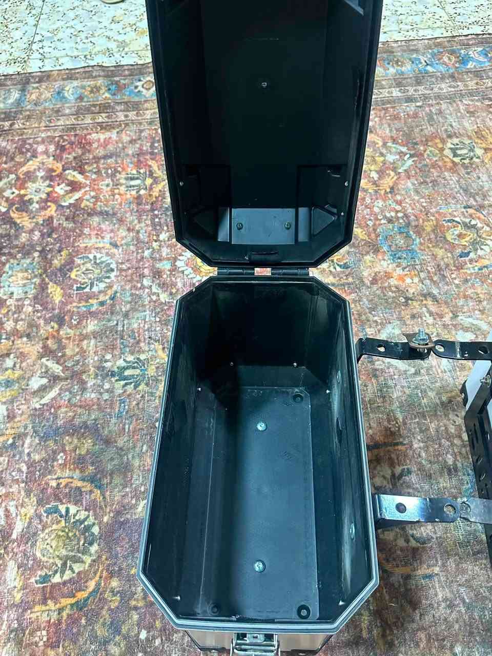جنط دراجات عدد زوجين مع قواعدهم وجنطه تانكي السعر شلعه كلهن 200 الف مجالهم بسيط


**إذا كنت صاحب هذا الإعلان وتريد حذفه لأي سبب، رجاءا أرسل رسالة إلى الدعم الفني**