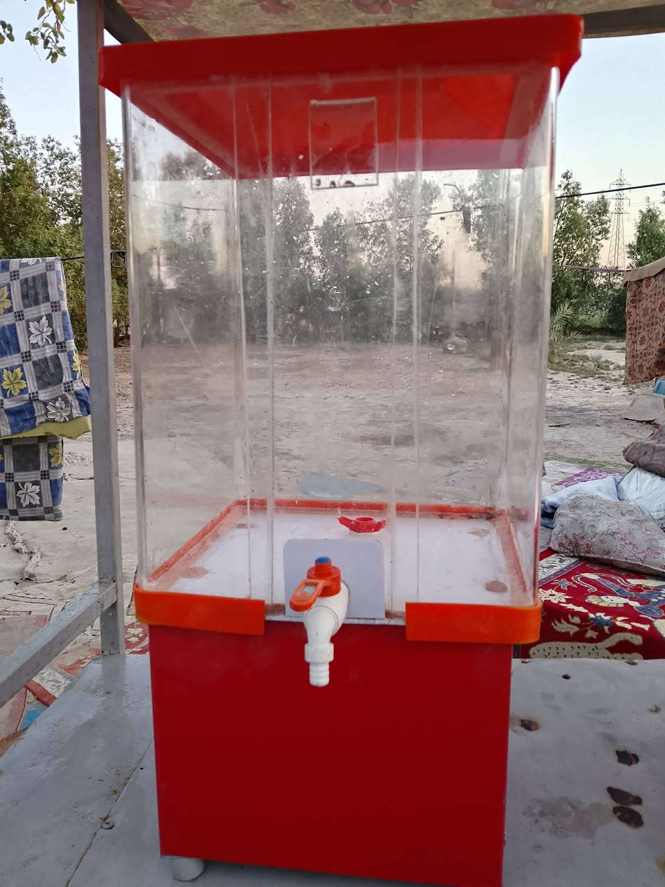 عربانة عصير وتصير للبلبي سعره 200 وبيه مجال
والشيش مال عصائر عدد ثنين سعرهن. 110
 وبيهن مجال 
العنوان.. بغداد المعامل الباويه 
***********
متواجد فيس بوك. واتساب
