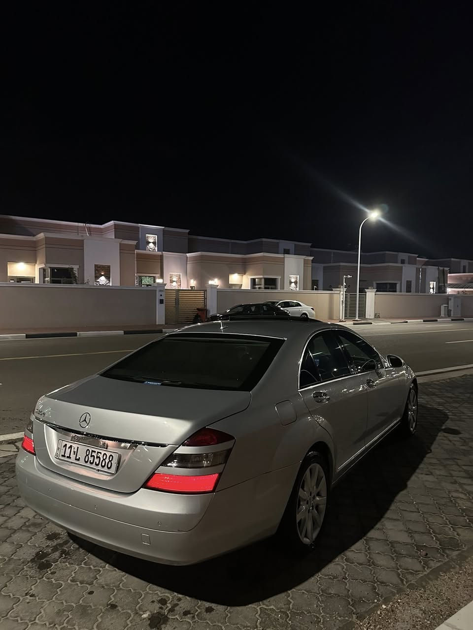السلام عليكم
للبيع او مراوس حسب القناعة
مرسيدس S350
6 سلندر تنفس طبيعي
2007 وارد يابان 
بيه نص قماره صبغ اثر جراد وبيه بارد اربع اصابع بل جاملغ الكدام
الباقي كفاله شرط الفحص كير مكينه شرط الفحص
حداده جديده تخم تاير جديد
تبريد ثلاجه جنطه شفط السياره نضيفه استخدام شخصي
مامتعوبه مانقصه شي غرفتها بل لايلون
كشنات كهرباء وخزن ميموري 
باب قصير مواصفاته معروفه ماحاجه اذكر 
السياره ماشيه 182 الف كيلو حقيقي 
العنوان البصره مدينه النرجس
سعر السياره 195 وبيه مجال شي قليل لحد يقارنه بل راكضات السياره جديده واخت الزيرو
رقم بغداد الجديد تحويل وكاله موجود


**إذا كنت صاحب هذا الإعلان وتريد حذفه لأي سبب، رجاءا أرسل رسالة إلى الدعم الفني**